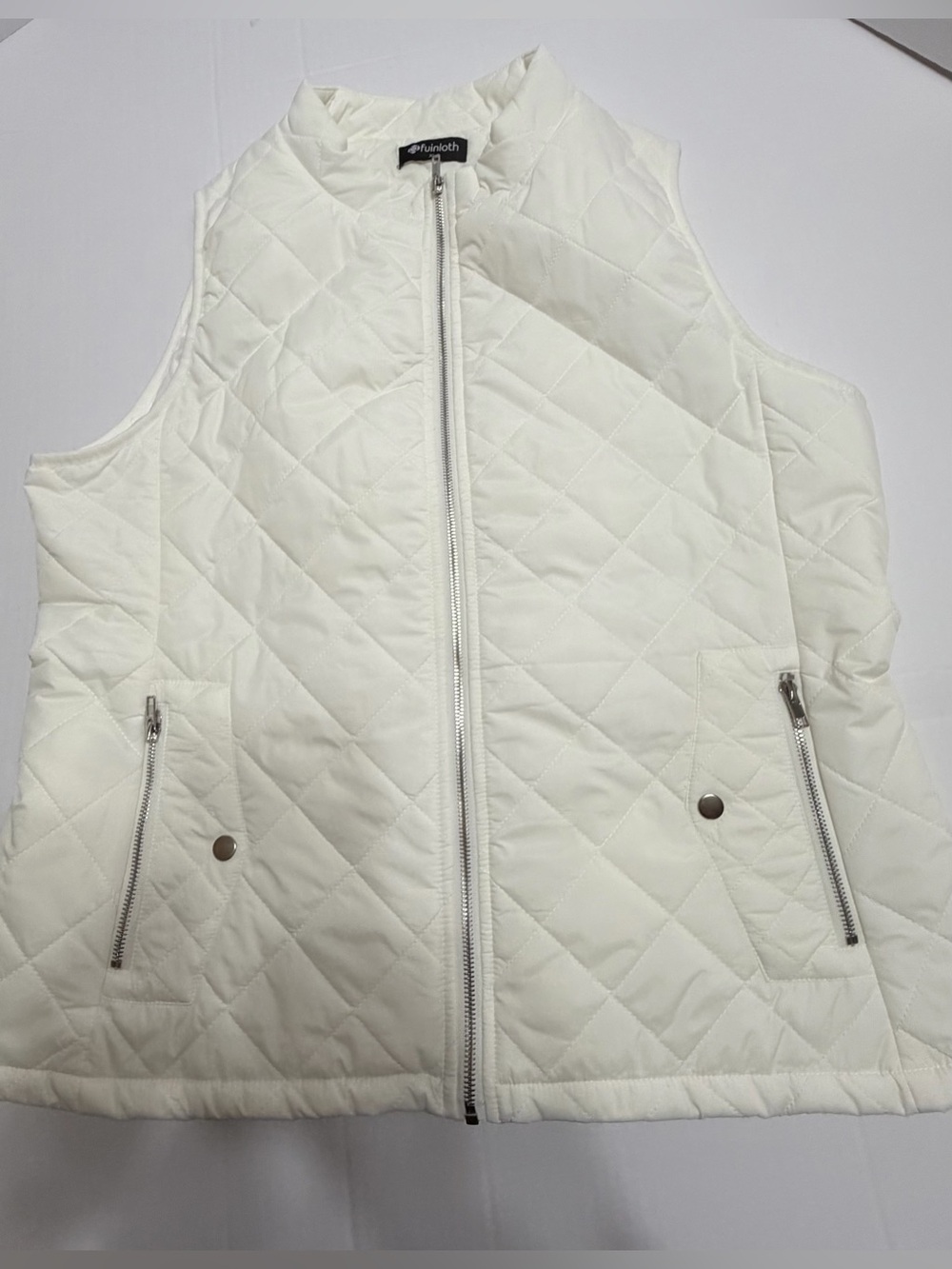 Quilted White Sleeveless puffer Vest with Front Zip